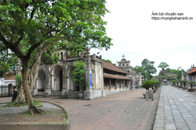 Nhà thờ đá Phát Diệm  - Ninh Bình 32